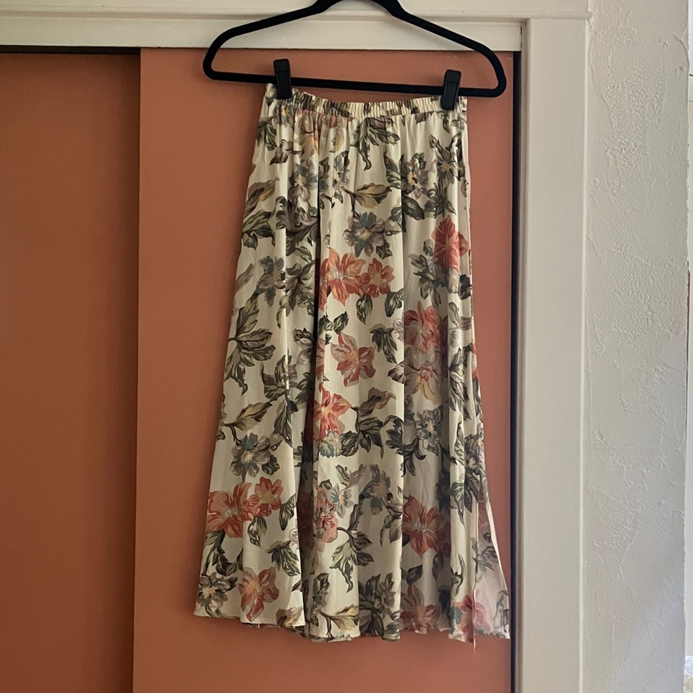 Vintage floral midi